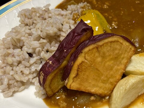 残りの《2日目のカレーにフライドベジタブル》